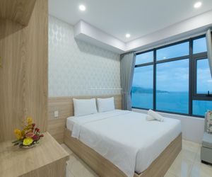 14. 3 BEDROOM OCEAN VIEW + BALCONY by Handybeach Nha Trang Vietnam