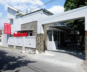 RedDoorz near Solo Square 3 Solo Indonesia