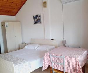 Beautiful room for 2 with private bath Durres Albania