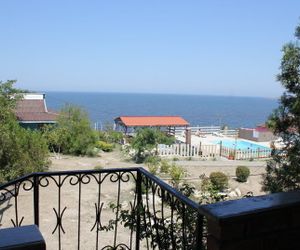 Гостевой дом "Зеркало" Shcholkine Autonomous Republic of Crimea