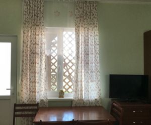 Гостевой дом "На Мира 170" Yevpatoriya Autonomous Republic of Crimea