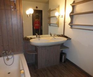 Apartment Spacieux duplex 40m² 4 pers. plein centre de méribel 4 Les Allues France