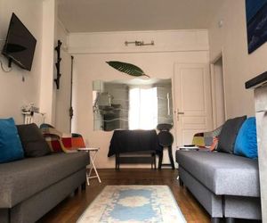 Fully equipped Apt with 2 Bedrooms near Paris Clichy France