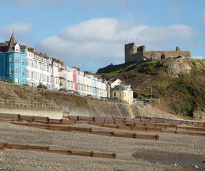 The Towers - Llyn Criccieth United Kingdom