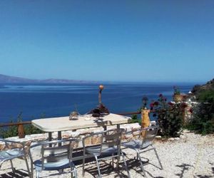 2 annexed houses -Private place to swim-large terrace- Unlimited view Kolymbari Greece