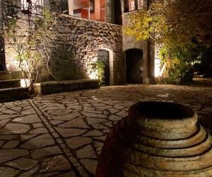 Elatis traditional and cosy home Vitina Greece