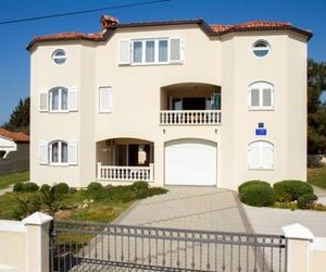 Apartments Dante Vrsi Croatia