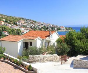 Apartments with a parking space Mavarstica (Ciovo) - 8439 Trogir Croatia