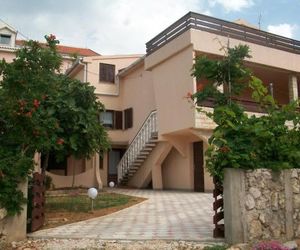 Apartments with a parking space Povljana (Pag) - 17337 Nova Poljana Croatia