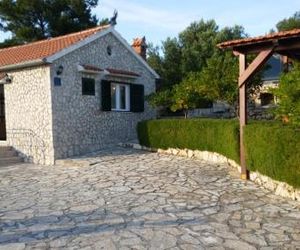 Stone house Stella Maris Jezera Croatia