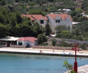 Family friendly seaside apartments Jezera (Murter) - 9502 Jezera Croatia