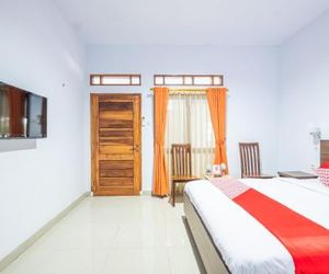 OYO 943 Hotel Azalea Syariah Lembang Indonesia