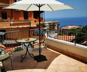 Apartment Marifra Garden Taormina Italy