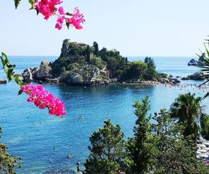 BEAUTIFUL Taormina Italy