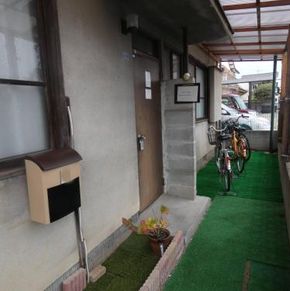 NearBy Hotel