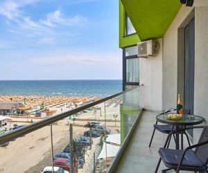 Green Apartment Beach Resort Mamaia Romania