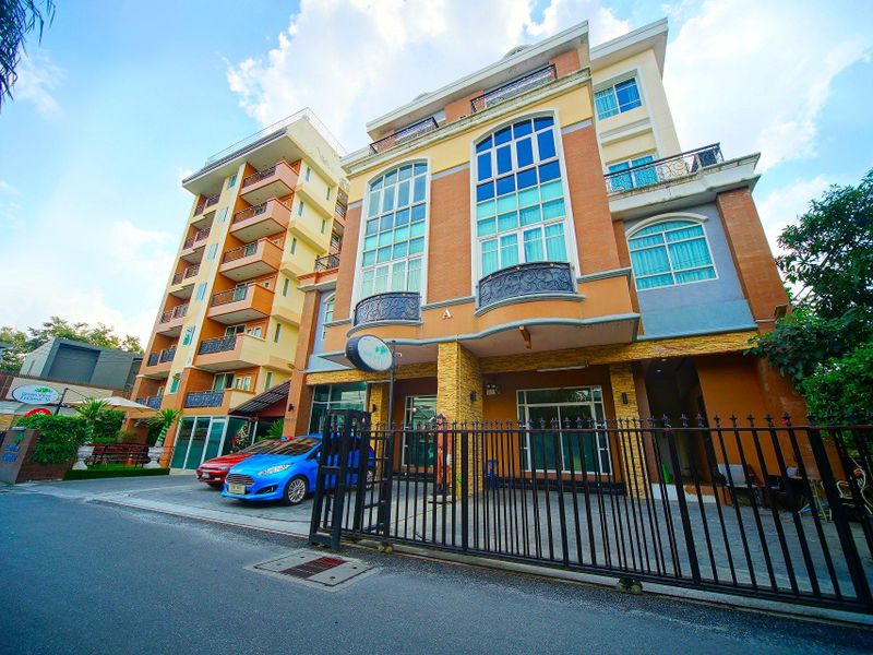 Hotel Photo 1