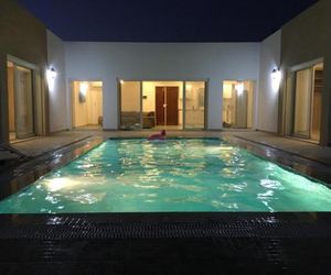 VILLA en U PISCINE SANS AUCUN VIS A VIS Midoun Tunisia