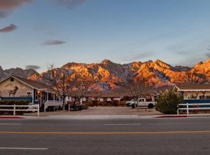 Mt Williamson Motel and Basecamp Lone Pine United States