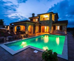 Luxury villa with a swimming pool Vrh (Krk) - 17443 Salatic Croatia