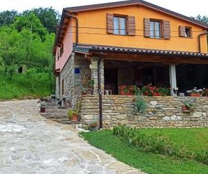 Casa Mira - Two Bedroom Holiday Home with Pool Pazin Croatia