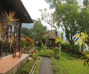 Batur Green Lake Pajangan Indonesia