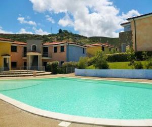 Cozy Apartment in Badesi with Swimming Pool Valledoria Italy