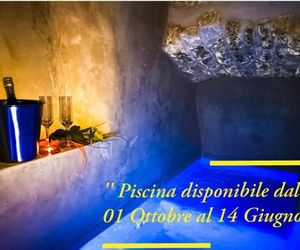 Suite Mazzini con piscina Ostuni Italy