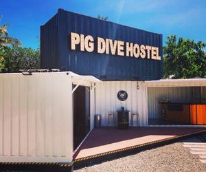 Pig Dive Hostel Moalboal Moalboal Philippines