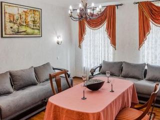 Excellent Apartments on Rubinshteyna