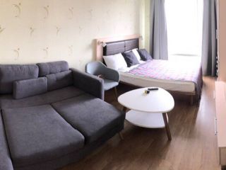 Cozy One Room Apartment. 20 min from metro.