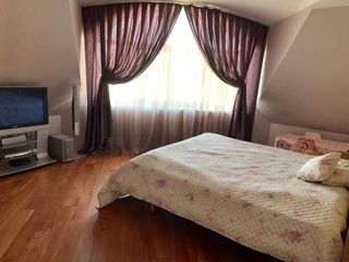 Двухэтажная квартира 260 м2 в Пушкине.