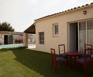 Studio lObrador 25 m2, vue jardin & terrasse + accès piscine Rieux France