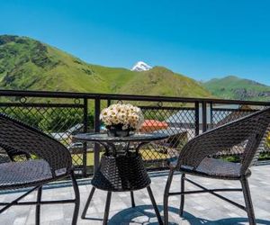 Travel Inn Kazbegi Stepantsminda Georgia