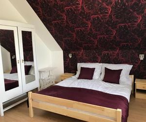 Rózsavölgy Apartman Balatonlelle Hungary