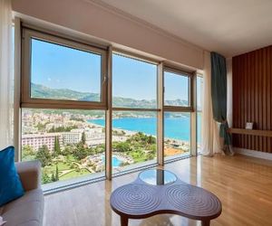 1BD SEAFRONT LUXURY APARTMENT, HARMONIA BECICI Becici Montenegro