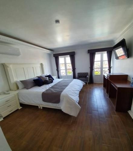 Hotel Photo 6