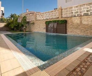 Villa, Private heated pool and jacuzzi . Costa Meloneras Spain