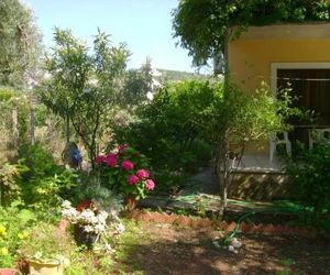 Lefkas house with garden Tsoukalades Greece