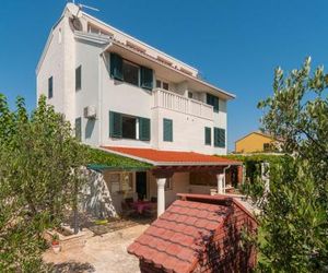 Apartments with a parking space Supetar (Brac) - 16923 Supetar Croatia