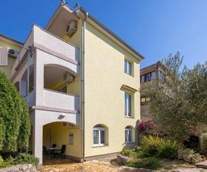 Apartments and rooms with parking space Kraljevica - 17589 Kraljevica Croatia