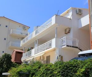 Apartments with a parking space Lokva Rogoznica (Omis) - 17395 Lokva Rogoznica Croatia