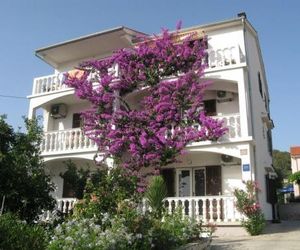 Apartment Barbat 17620c Rab Croatia