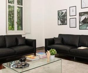 ALTIDO Fabulous Charming House in Como Como Italy