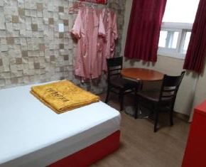 NearBy Hotel