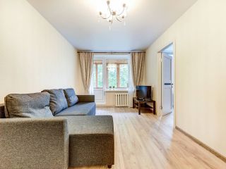 2-bedroom apartment near the center and the metro