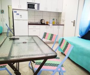 Two-room suite with balcony S&L Apartments Haifa Israel