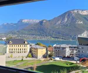 Le Tableau du Lac 504 - 2 bedrooms apartment with lake view terrace Annecy France