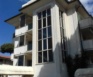 rosa tea residence Massa Italy