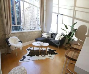 Stylish, Unique Loft. Superb Location on Queen St Auckland New Zealand